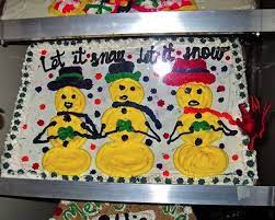 But these cakes have a definite expiration date — no one wants to eat christmas cake after … The Funniest Christmas Cake Fails Baking Heaven