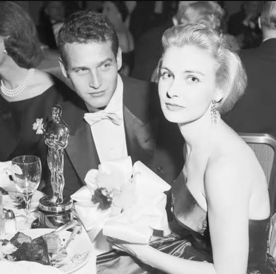 audrey hepburn enthusiast on X: ""old hollywood stars were quiet and  reserved" joanne woodward and paul newman had a special room in their house  called the fuck hut" / X