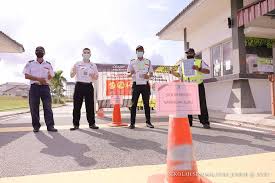 Urusan Murid Mengambil Barang Di Asrama Sekolah Seni Malaysia Johor Malaysia Arts School Of Johor Facebook