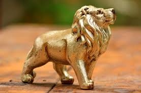 Especially for kitchens, offices, living rooms and bedrooms. Golden Lion Statue Lion Home Decor Lion Gift Lion Decoration Golden Lion Figurine Lion Statuette Lion Decor Shiny Lion Figurine Animal Decor Lion Gifts Lions Home Animal Decor