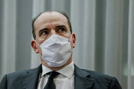 Avec la crise sanitaire actuelle, il donne régulièrement des conférences de presse en direct sur les chaines d'information pour tenir informés les français de l'avancée de l'épidémie. Covid Debut De La Vaccination En France Fin Decembre Sous Conditions L Humanite