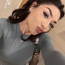 Okay this is embarrassing buuuut I did 20 squats two days ago with a 25ib  weight and my legs are still a bit sore 😭😅 I don't workout often but  would it