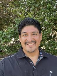 Shaun Dennis's Instagram, Twitter & Facebook