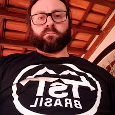 Hola a todos, ¿cómo están? ¡Acabo de mudarme a Nueva York y me encantaría  hacer nuevas amistades! ¿Qué suelen hacer por las noches y los fines de  semana? ¿Hay grupos o eventos