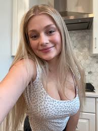 hazel winters (@hazelwintersxo)