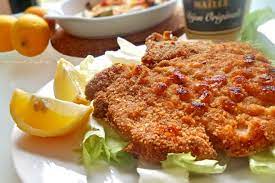 Ciao, oggi vi propongo una bistecca con osso, impanata e un buon contorno. Cotoletta Impanata Al Forno