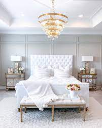 For you who want a more modern farmhouse master bedroom, this idea can be one of the best references. 19 Amazing Glam Bedrooms With Chic Style