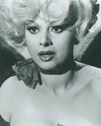 The wonderful Sandra Milo💙♥️💛❣️