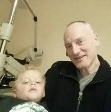 Can I use dried coffee grounds in my Scotts hose sprayer?