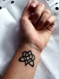 Pin By Shay O Leary On Tattoos Tattoos Love Symbol Tattoos Celtic Tattoos