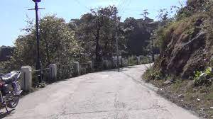 Hello guys, this is rohit from rhombus rohit channel so guys today i am taking you to mall road (library chowk to gun hill) in mussoorie , india. The Famous Camel Back Road And The Camel Rock In Mussoorie Youtube