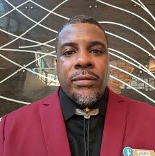 Max Strus flips off his ol' friend Jimmy Butler 😂 Different teams, same  greetings ❤️