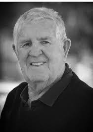 Kimberly Tozer's Instagram, Twitter & Facebook