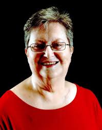 Carolyn Myrick's Instagram, Twitter & Facebook