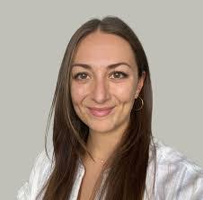 Ginger Howard's Instagram, Twitter & Facebook