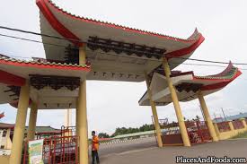 Jadi usianya sudah menjangkau 10 tahun. The Chinese Beijing Mosque Of Rantau Panjang Kelantan Sultan Ismail Petra Silver Jubilee Mosque Places And Foods