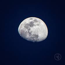 Creo que no interpretas bien el crescendo que… … Moon Crechendo Noche Cada Noche Oscuridad