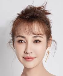 Yang Xue's Instagram, Twitter & Facebook