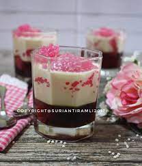 Classic sago gula melaka only has four ingredients: Jom Masak Sagu Gula Melaka Mudah Dan Sangat Sedap