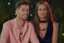 Five couples agree to test their relationship by spending their vacation in separate corners of an island. Marta La Concursante Famosa De La Isla De Las Tentaciones Intima De Sofia Suescun