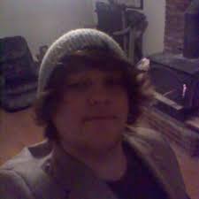 isaac larson (@eeesak1)