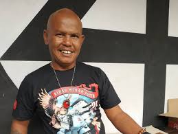 Sinopsis preman pensiun (2019) : Ute7iohw94v9zm