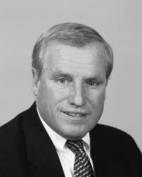 Jesse Kluttz's Instagram, Twitter & Facebook