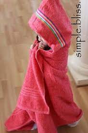 Bathing your baby should be fun for both yourself and the little one. Step By Step Instructions For Making A Hooded Bath Towel Diy Baby Stuff Baby Sewing Easy Sewing