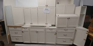 This White Kitchen Cabinet Was Donated To Our Restore Through The Habitat For Humanity Kitchen Salvag White Kitchen Cabinets Kitchen Set Cabinet Upper Cabinets