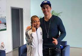 (20 декабря 1998), гражданство франция. Kilian Mbappe Kylian Mbappe Biografiya Informaciya Lichnaya Zhizn Foto