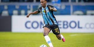 Parte do dinheiro da venda de Gabriel Mec salda dívida do Grêmio a empresário