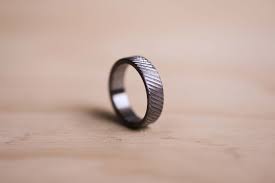 Knurl Tungsten Ring