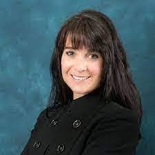 Kim Uhler's Instagram, Twitter & Facebook