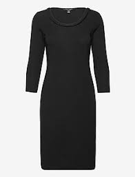 Klik dine favoritkjoler hjem og max din modegarderobe. Stramme Kjoler Kob Stilfulde Slimfit Kjoler Online Boozt Com