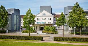 Hirslanden is located on the western side of the adlisberg. Hirslanden Kliniken Implementieren Nexus Ris