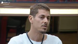 A Fazenda: ‘Você soma voto com eles’, Sacha Bali rebate Albert Bressan