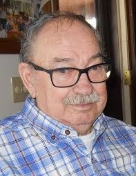 Brooke Epperson's Instagram, Twitter & Facebook