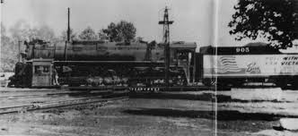Kansas City Southern 2 10 4 905 On The Turntable At The Dequeen Arkansas Roundhouse In 1943 Train Kansas City Railway Museum