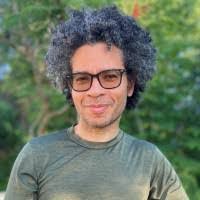 Shannon Bentham's Instagram, Twitter & Facebook