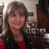 Vicki Mentzer's Instagram, Twitter & Facebook