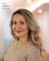 Join us in celebrating New Harbor's account executive, Abigail Appel! Abby  has been with the firm for 1 year and continues to successfully help her  clients tell their stories and achieve their