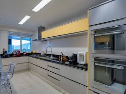 Oturma odanızın renklerine uygun tercihler yapmalısınız. Gri Mutfak Dolabina Ne Renk Tezgah Tercih Etmelisiniz