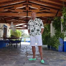 A roupa não faz as pessoas, as pessoas é que fazem a roupa. para finalizar, cláudio ramos atirou não quero que o rui leve a mal. Rui Oliveira Conta Em Direto Que Viveu Com Mulheres E Que Enganou Goucha Quando O Conheceu Foi Uma Brincadeira Nacional Flash