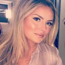 Grace White (@graceeewhite)