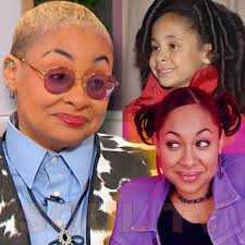 American singer and songwriter born in Los Angeles