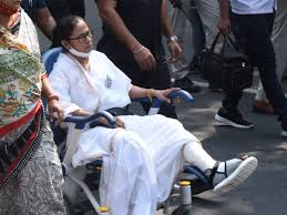 Banerjee pulled off a real victory. Mamata Banerjee S Injured Leg Kicks Off Political Spat In West Bengal The Economic Times