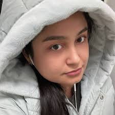 Cuando duermes en casa ajena y eres el primero en despertar.