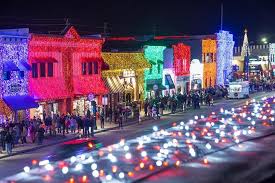 Downtown Rochester S Big Bright Light Show Holiday Lights Display Holiday Lights Christmas Light Displays