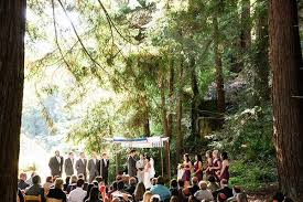 8 Amazing Glamping Wedding Venues In California Wedding Obsessed Glamping Weddings Glamping Fun Wedding Invitations