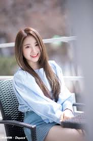 Izone Chaeyeon Selebritas Wanita Cantik Wanita
